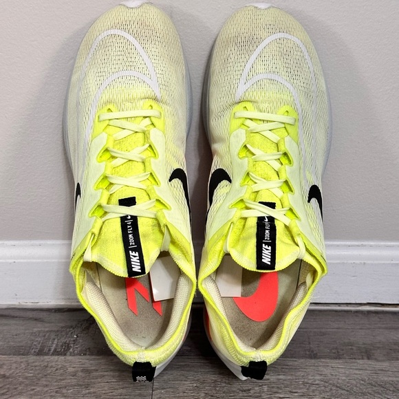 Nike Zoom Fly 4 Barely Volt - Picture 13 of 15